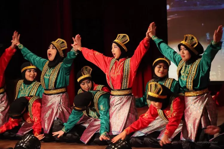Tari Likok Pulo Aceh Sebagai Warisan Budaya Lokal