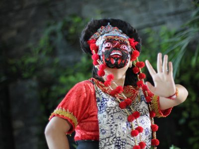 Tarian Topeng Merupakan Sebuah Seni Budaya Dari Indonesia