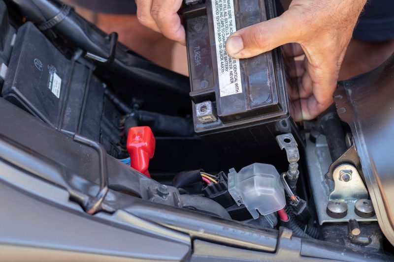 Aki Motor Bermasalah Akibat Sistem Pengisian Rusak