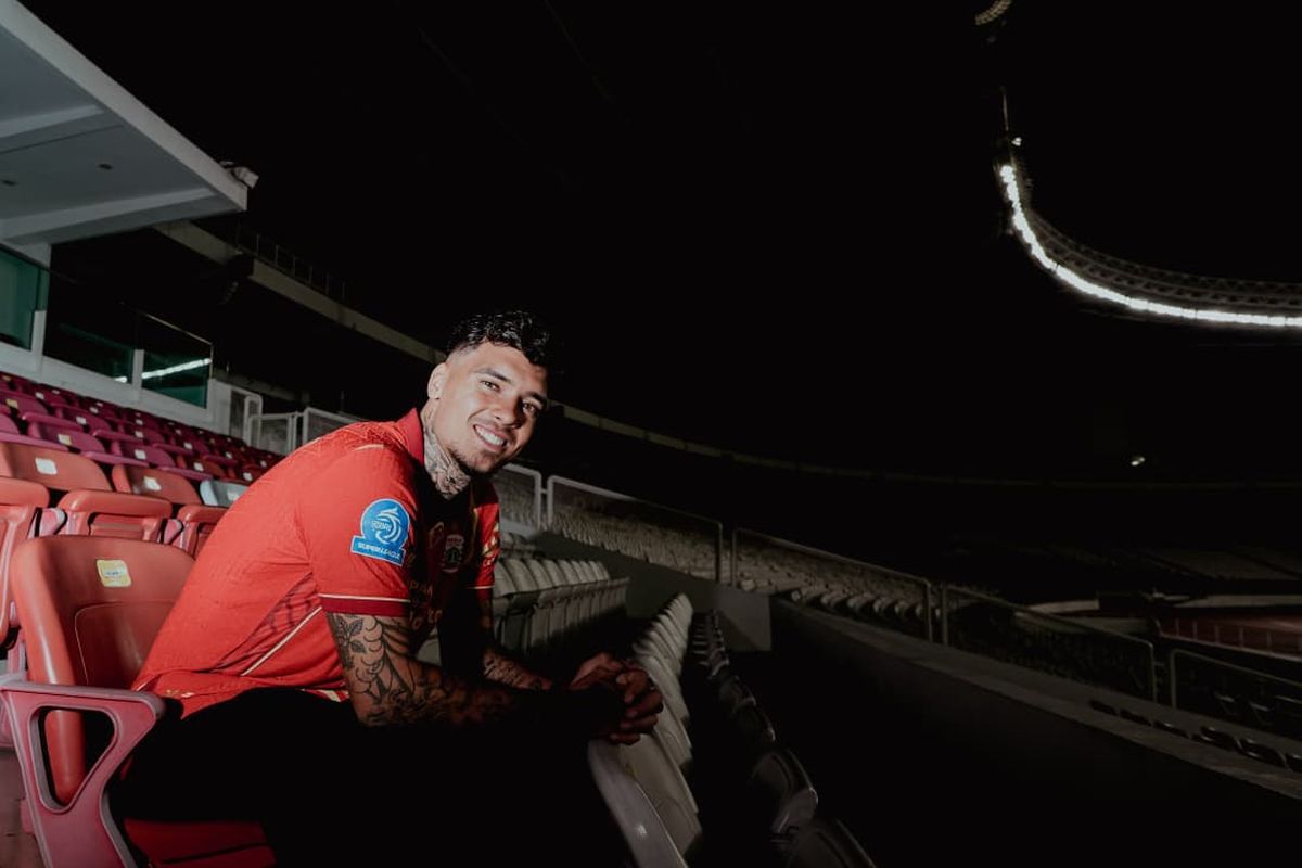 Persita Vs Persija: Sinyal Debut Shayne Pattynama?