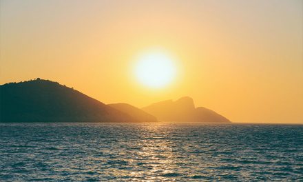 Matahari Terbit Atau Di Kenal Sebagai Sunrise Yang Indah