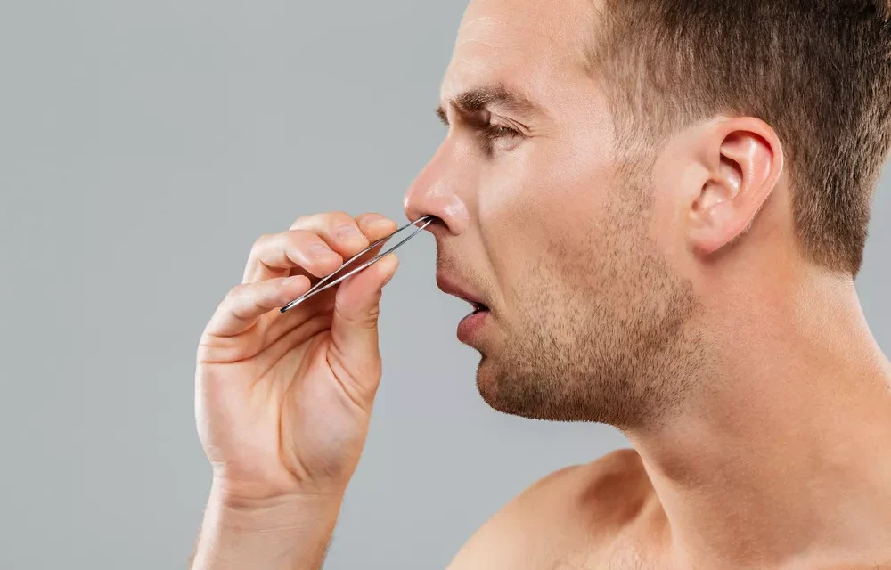 Dampak Buruk Jika Mencabut Bulu Hidung Secara Asal-Asalan