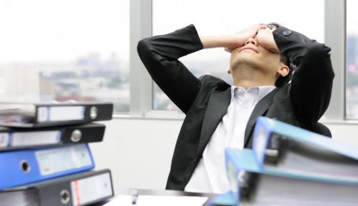 3 Cara Cerdas Hindari Stress Ketika Di Kantor