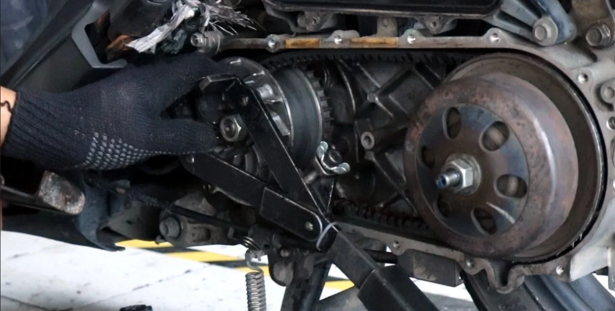 Ciri Kampas Ganda Beat Rusak, Bikin Motor Lemot!