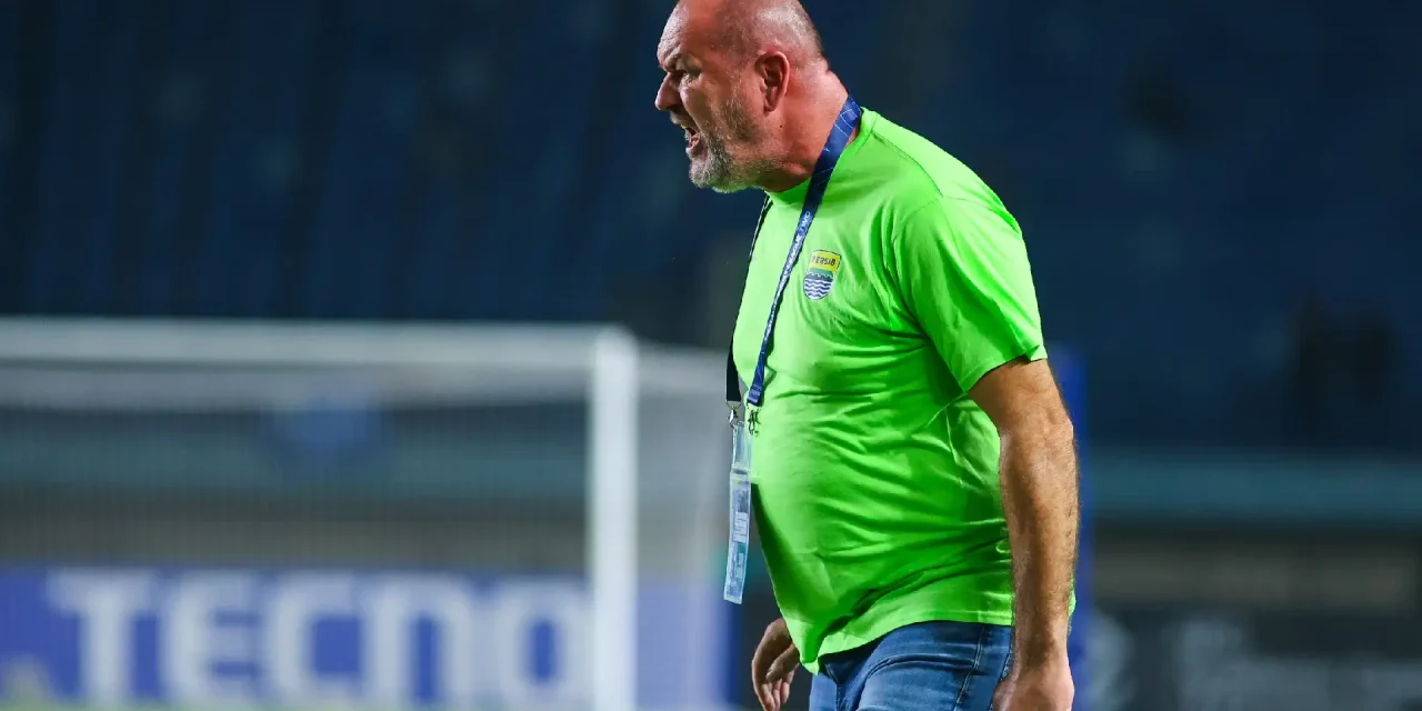 Bukan Instan, Ini Perjalanan Karier Bojan Hodak