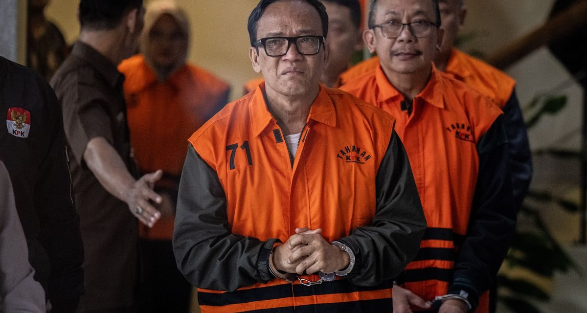 Resmi Di Tahan, Immanuel Ebenezer Pakai Rompi Oranye KPK