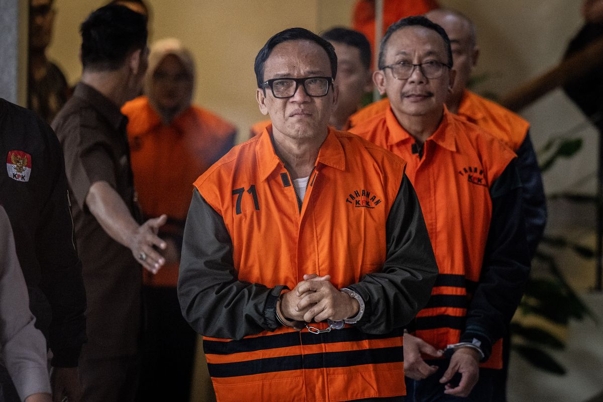 Resmi Di Tahan, Immanuel Ebenezer Pakai Rompi Oranye KPK